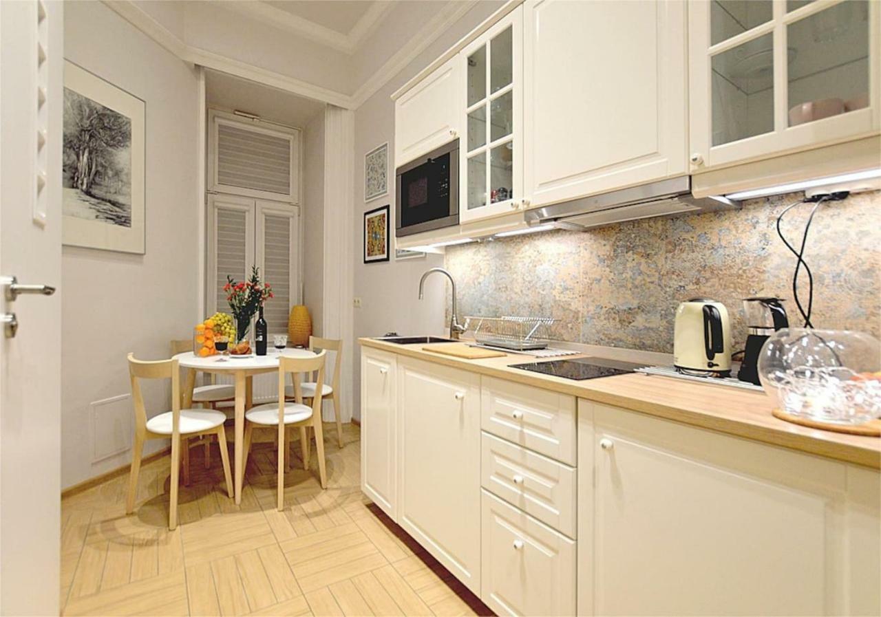 Art Apartments W Centrum Krakowa Экстерьер фото
